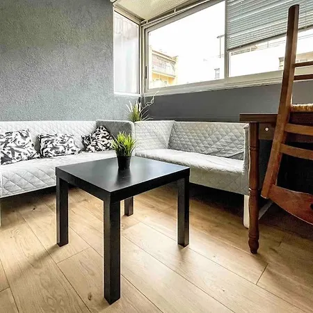 Petite Perle, A 2 Pas De La Gare Et Du Centre Sète